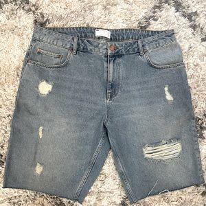 ASOS Design Slim Denim Shorts in vintage light wash with rips -Unworn